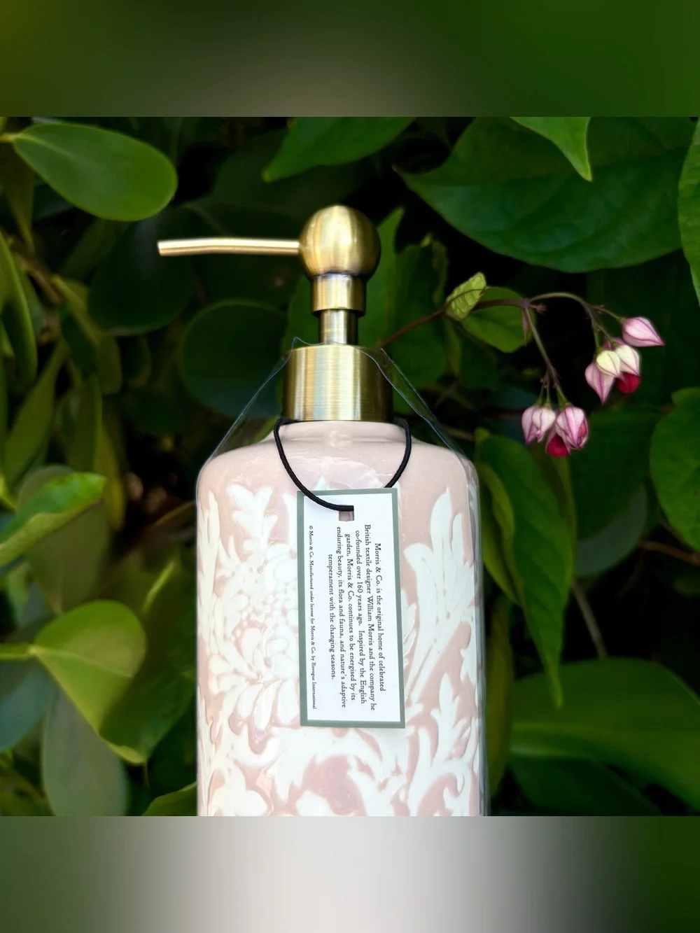 Morris & Co Pink Chrysanthemum Ceramic Bath Set Waste Bin Soap Dispenser Tumbler